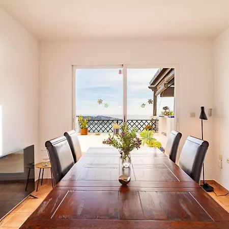 Holiday home Awesome In With Wifi